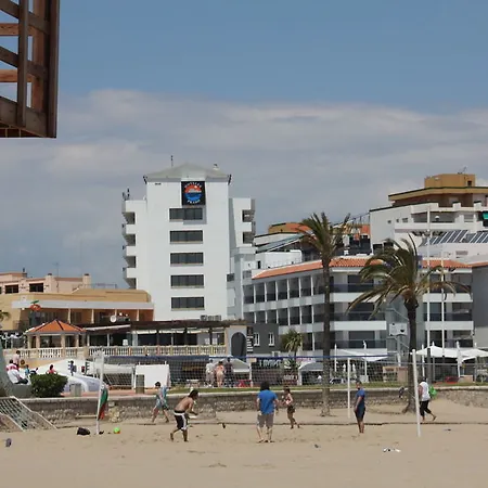 Prado Ii מלון 4*