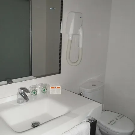 Prado Ii מלון 4*