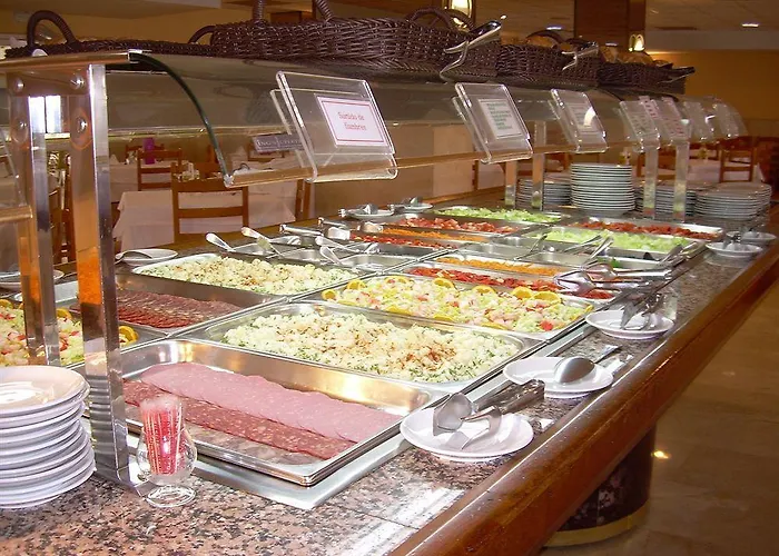 普拉多二号酒店 4* Peñíscola